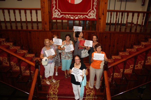 Protesta vecinal curso pintura (2)